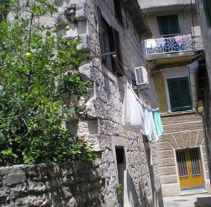 Smoljo Apartments Split