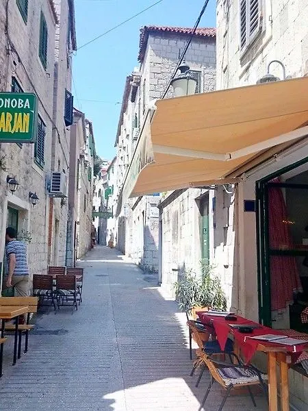 Smoljo Apartments Split Otel